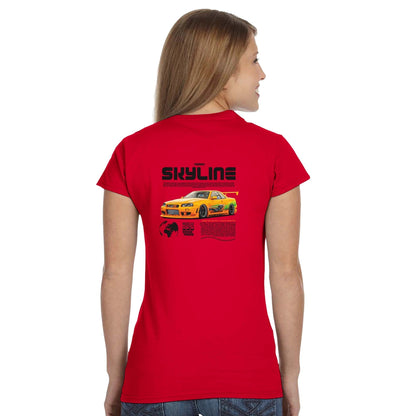 Rotes klassisches T-Shirt mit Nissan Skyline Aufdruck, halbtailliert aus 100% Baumwolle, bequem und langlebig.