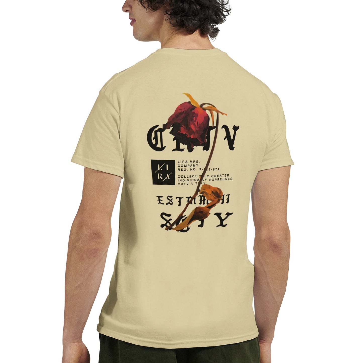 unisex t-shirt aus schwerer baumwolle mit lira streetart print auf der rückseite, klassischer passform, langlebig und lässig für alltag und freizeit.