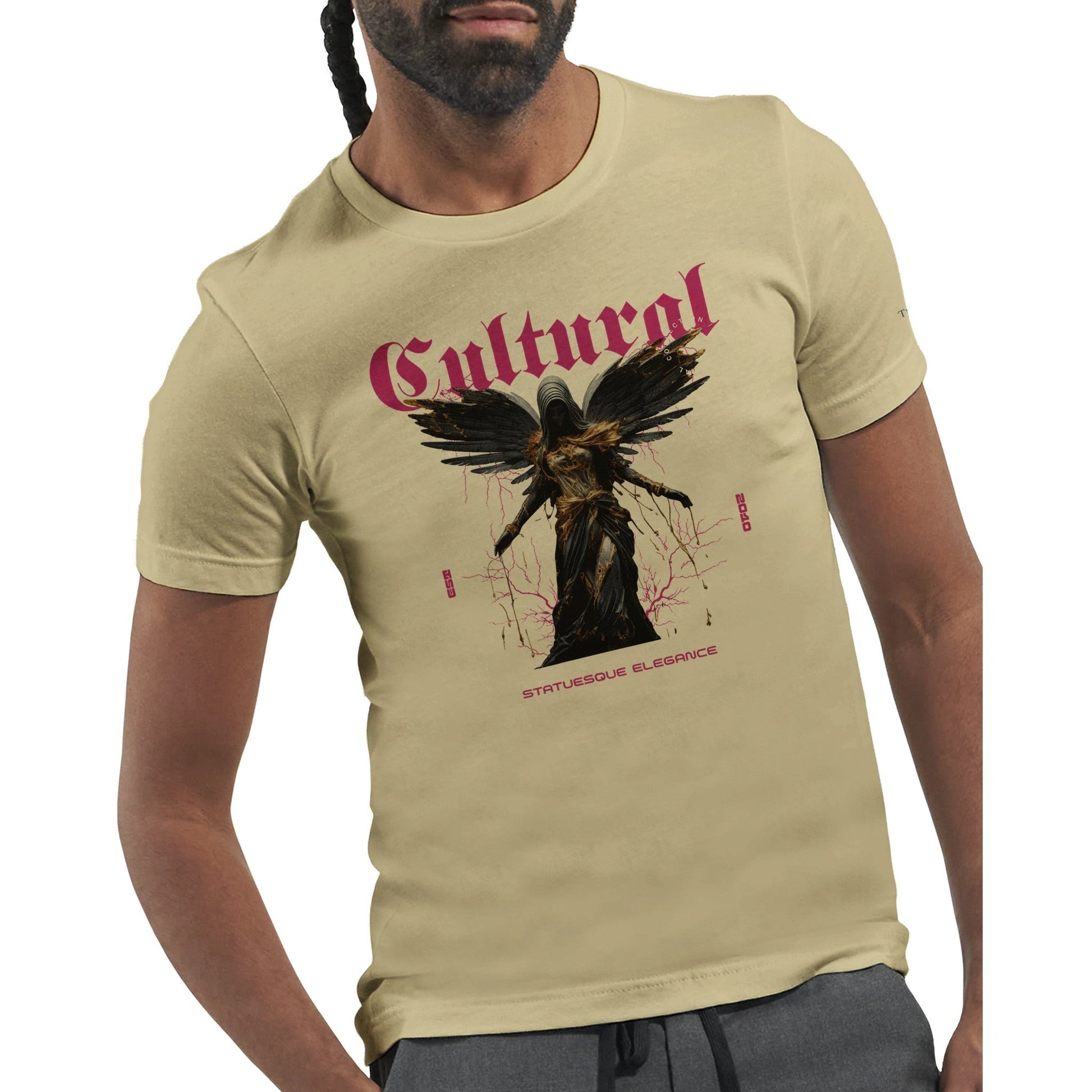 Männliches Modell trägt beiges Premium Unisex T-Shirt mit auffälligem "Cultural" Streetwear-Print aus weicher, nachhaltiger Baumwolle, körperbetonter Passform ideal für DTG-Druck.