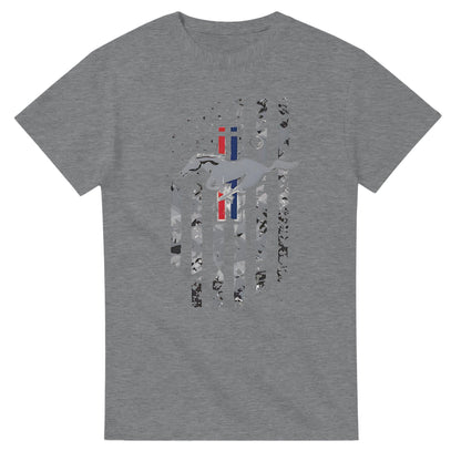 Graues unisex Horse American T-Shirt aus 100% Baumwolle mit Pferdemotiv und amerikanischer Flagge, klassische Passform.