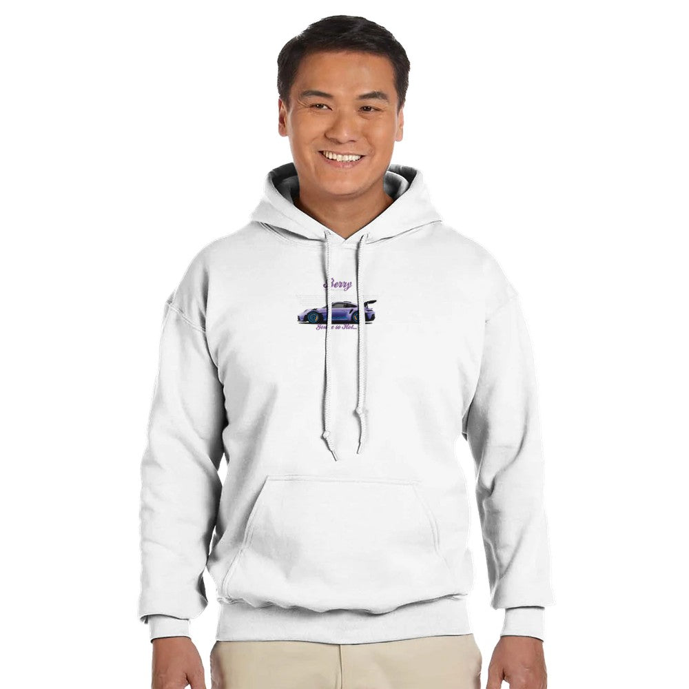 männer trägt weißen berry porsche design hoodie mit kapuze und kängurutasche aus baumwoll-polyester-mischgewebe