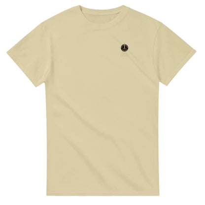 Hattori Hanzo T-Shirt aus 100% Baumwolle in Beige mit minimalistischer Logo-Stickerei und hochwertiger Verarbeitung