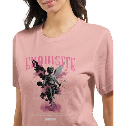 Unisex Crewneck T-Shirt in Rosa mit kunstvollem Engel-Design und weichem, hochwertigem Baumwollmaterial.