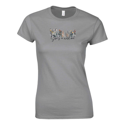 Stylisches Damen-T-Shirt aus 100% Baumwolle mit floralem Print und feminin tailliertem Schnitt