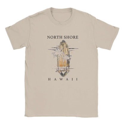 Hawaii Strand Unisex Shirt beige mit North Shore Hawaii Surfbrett und Palmenmotiv